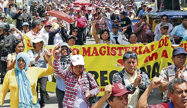 Profesores en huelga aseguran que dirigentes del Sutep no los respaldaron