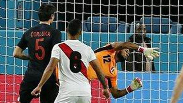 Selección peruana: los dos tapadones que logró Carlos Cáceda ante Croacia [VIDEO]