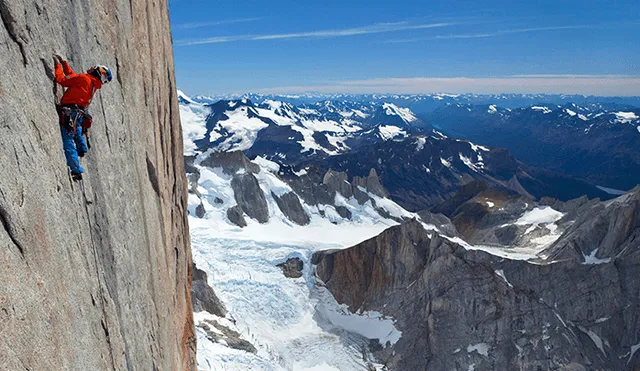 Mueren tres de los mejores alpinistas del mundo tras brutal avalancha [VIDEO]