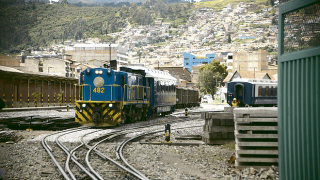 vuelven los trenes. Estos parten de la estación de Ollantaytambo rumbo a Machupicchu. El servicio estuvo paralizado desde la semana pasada.