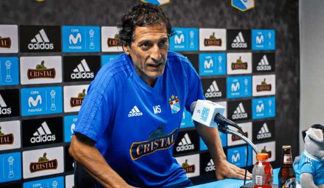 Sporting Cristal: Mario Salas abandonó conferencia de prensa por inédita razón [VIDEO]
