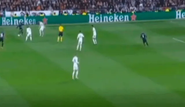 Real Madrid vs. PSG: Árbitro recibió pelotazo en el rostro y fue atendido [VIDEO]