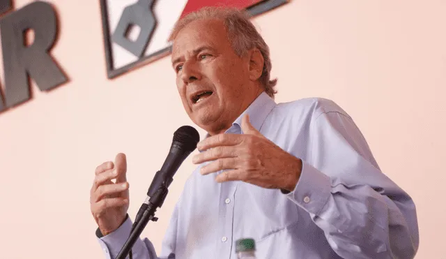 Alfredo Barnechea lidera encuesta de aprobación, según Pulso Perú