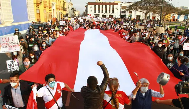 Trujillo: cientos protestan por cuarto día consecutivo