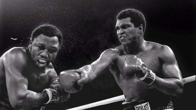 Muhammad Ali derrotó a George Foreman en el octavo asalto de la pelea.