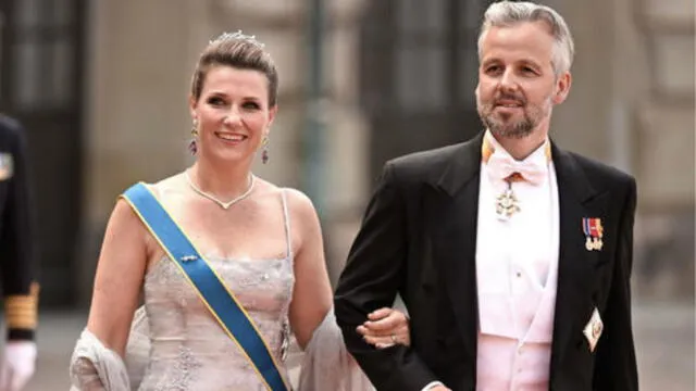 ¿Quién fue Ari Behn, el ex esposo de la princesa Marta Luisa de Noruega que se suicidó en Navidad?