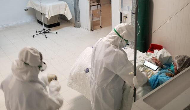 Cusco. Médicos que atendieron a pacientes con coronavirus ahora están contagiados.