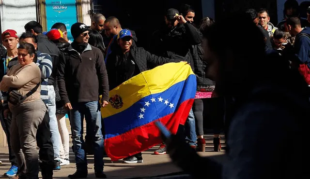 Visa especial a venezolanos y trabas a haitianos levantan polémica en Chile