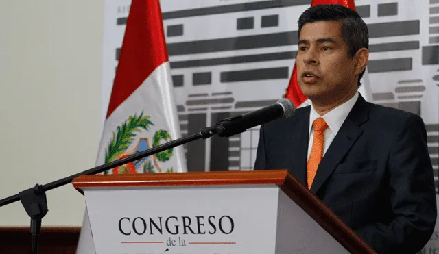 Luis Galarreta insiste en que ningún ministro puede quedarse en el nuevo Gabinete