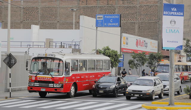 Alcalde Jorge Muñoz entregó renovado tramo de la Avenida Manco Capác [FOTOS]