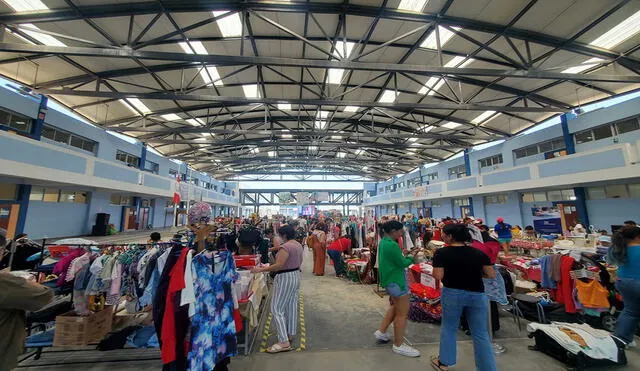 Emprendedores se unen para lanzar feria de productos de segunda mano. Foto: Almendra Ruesta.