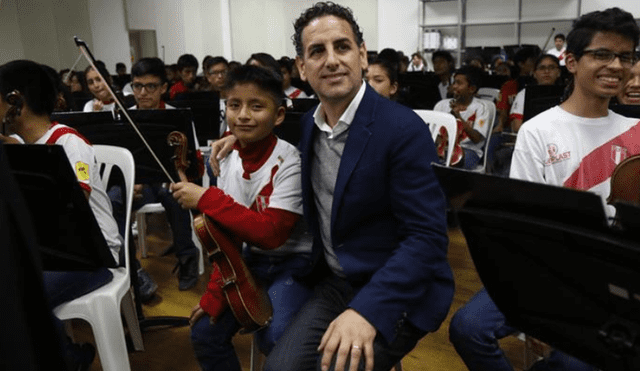 Juan Diego Flórez: “Sinfonía por el Perú me cambió la vida” 