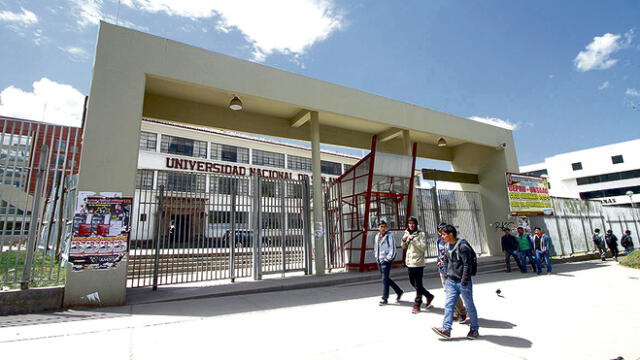 Docentes universitarios suspenden dictado de clases en Cusco y Puno