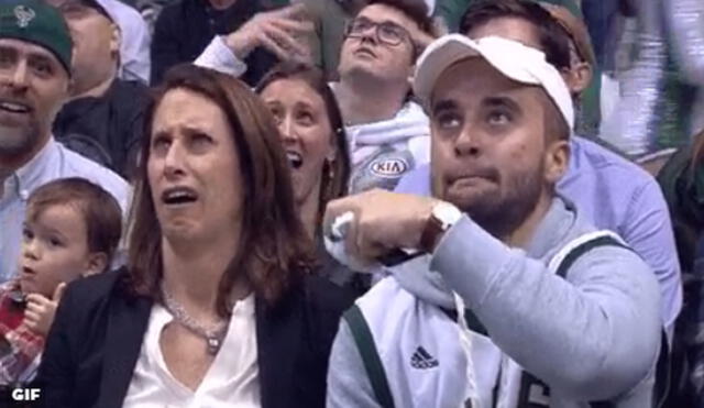 Twitter: Madre e hijo protagonizan curioso momento del "Kiss Cam" en los Playoffs de la NBA 