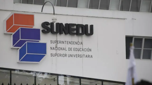 Sunedu aclaró que decisión de otorgar el licenciamiento la toma el Consejo Directivo. (Foto: Renato Pajuelo / La República)