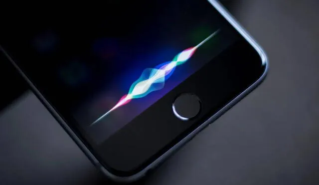 En 2019, se descubrió que un equipo de Apple escuchaba grabaciones que los usuarios enviaban a través de Siri. Foto: Hipertextual