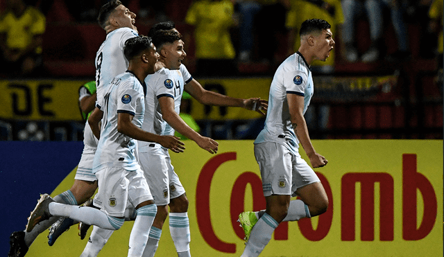 Argentina derrotó 2-1 a Colombia- (Créditos: AFP)