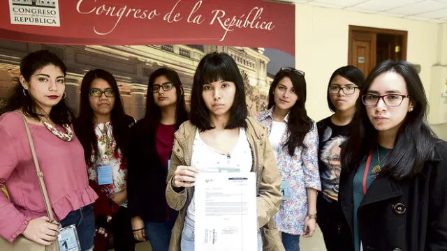 Estudiantes mujeres piden a la Sunedu fiscalizar a las defensorías universitarias