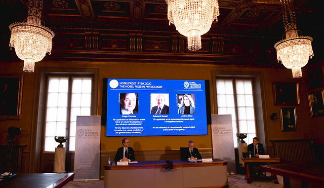 La Real Academia de las Ciencias Sueca anuncia a los investigadores Roger Penrose, Reinhard Genzel y Andrea Ghez como los galardonados con el premio Nobel de Física 2020. Foto: EFE/Fredrik Sandberg