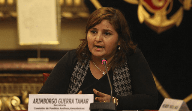 Tamar Arimborgo: abogada egresada de la Universidad Particular de Iquitos (que actualmente no existe).