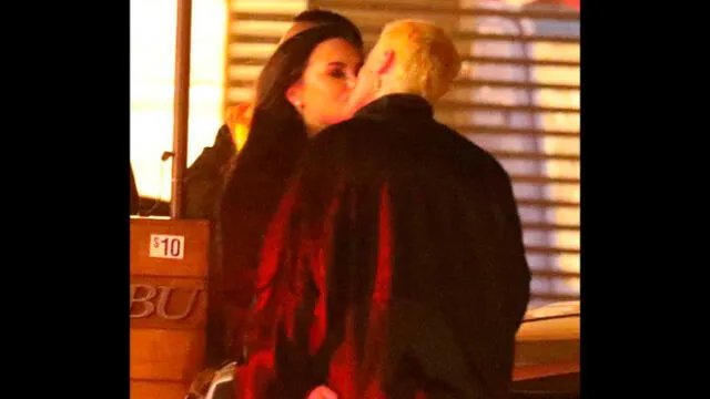 Demi Lovato aparece besando a Henry Levy tras salir de rehabilitación [FOTOS]
