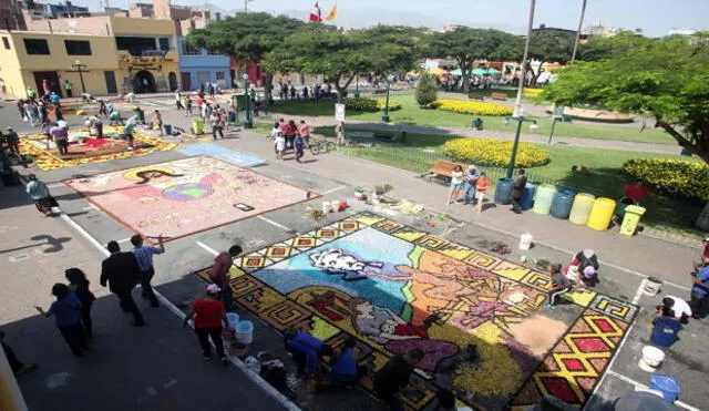 Así se elaboraron las alfombras florales en Surco por Semana Santa 