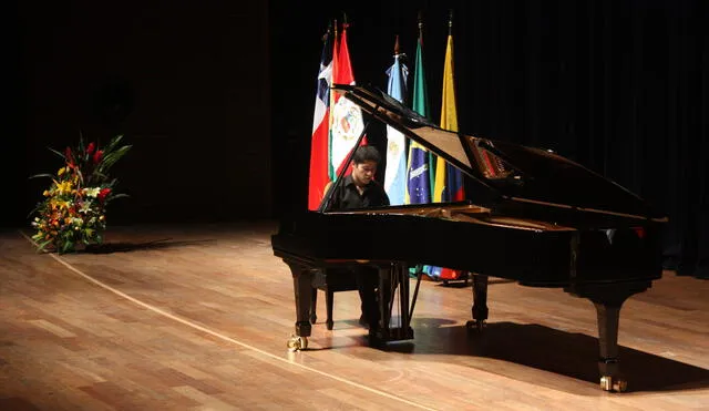 Concierto de piano en Colegio Santa Úrsula