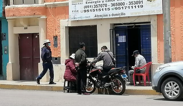 Se espera que mañana martes 21 de diciembre las distribuidoras estén más abastecidas. Foto: Kleber Sánchez/URPI