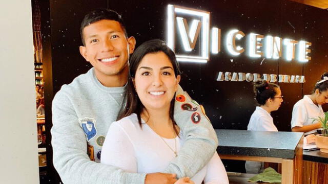 El futbolista de la Selección peruana realizó una peculiar pedida de manos hace unos meses a su futura esposa.