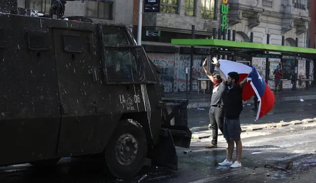 Esperan resolución sobre el soldado chileno que se negó a participar en el estado de emergencia
