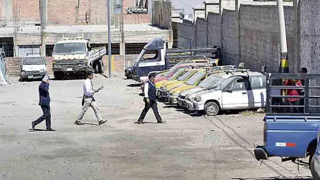 Fiscalía interviene depósito de grúas en Arequipa