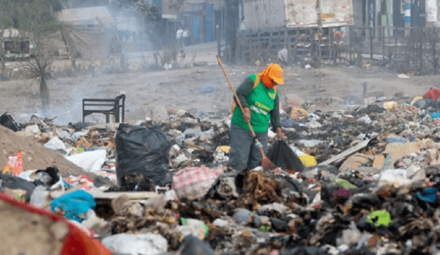 ¿Cuáles fueron los seis distritos denunciados por la acumulación de basura en la calles estas últimas semanas? Foto: Andina