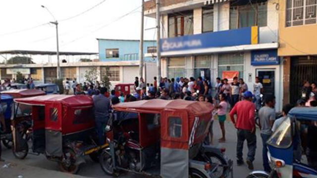 Encuentran auto que participó en robo a financiera de Sullana