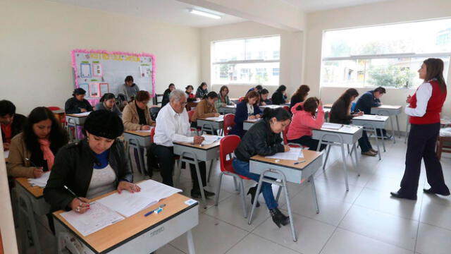 Más de 2 mil docentes brindarán examen de ascenso en Tumbes