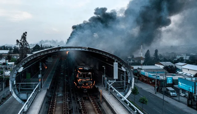 Senador asegura que ataques al Metro de Chile fueron planificados en videojuegos [FOTOS Y VIDEO]