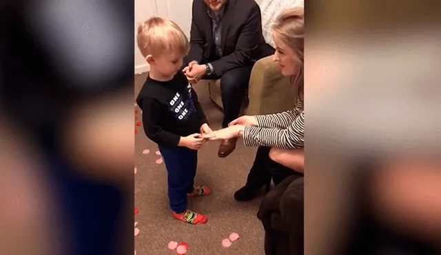 YouTube: la adorable reacción de un niño cuando su madre le dice que se va a casar