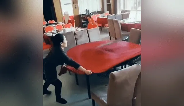 Facebook viral: chica usa curioso truco para preparar la mesa “perfecta” en restaurante asiático [VIDEO] 
