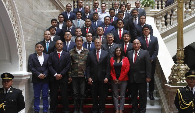 Alcaldes de Lima firman pacto y se comprometen a rendir cuentas