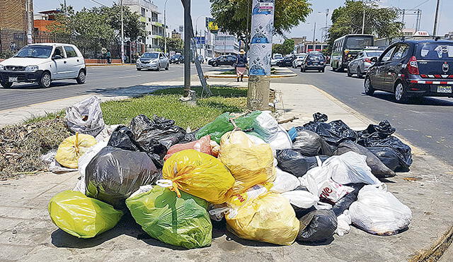 Arequipa: aplicarán multas por arrojar basura en calles de Cerro Colorado