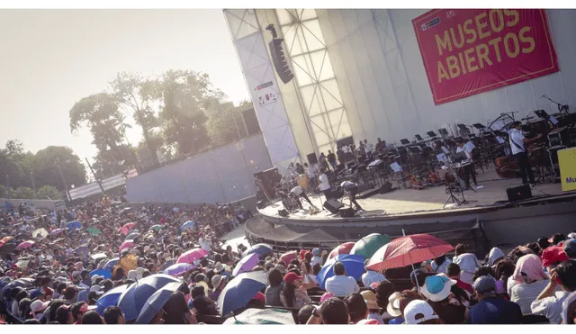 Más de 4 mil personas disfrutaron del concierto de la Orquesta Sinfónica Nacional junto a Bareto y Manuelcha Prado