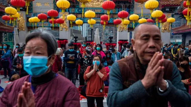 Festividades por el Año Nuevo Lunar congregó a fieles pese a brote del mortal coronavirus en China. Foto: AFP