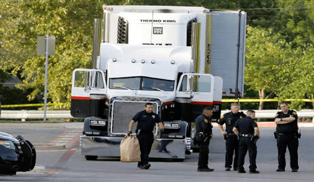 México: más de 100 inmigrantes fueron hallados hacinados en camión