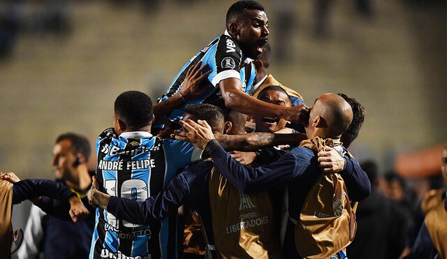 Gremio venció 2-1 a Palmeiras y avanzó a las semifinales de la Copa Libertadores 2019. (Créditos: AFP)