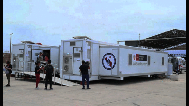 Instalan hospital móvil en la ciudad de Piura.