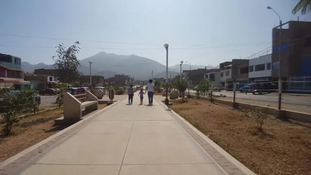Familias pasean en parques y lugares públicos de San Juan de Lurigancho (Foto: Grace Mora / GLR - URPI)