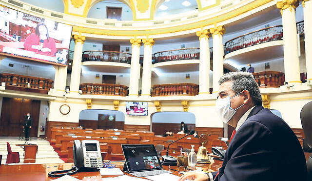 Cambio. Moción de vacancia se iba a ver el sábado en el pleno, pero Manuel Merino anunció el cambio de fecha a pedido de congresistas que estuvieron en semana de representación.