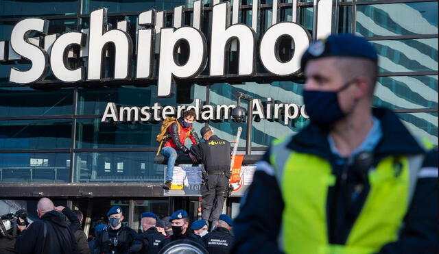 El gobierno a instado a los holandeses de viajar solo si es estrictamente necesario. Foto: EFE