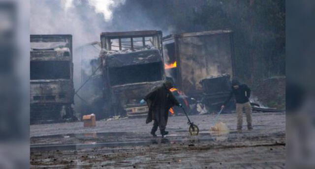Chile: delincuentes quemaron 18 camiones que transportaban alimentos