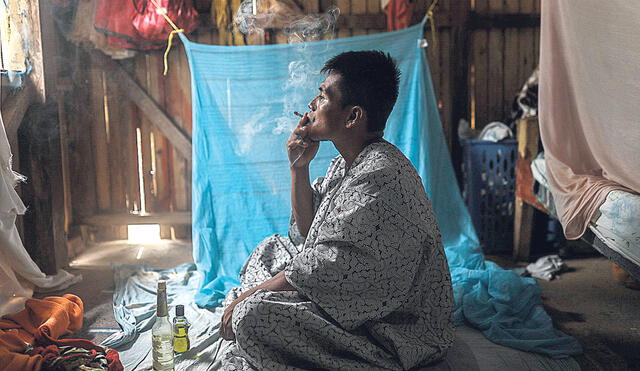 Jonás, un shipibo de la comunidad Santa Clara, quien padeció con su familia de la COVID-19. Se recuperaron con plantas medicinales y el ayahuasca. (Foto: Aldair Mejía)