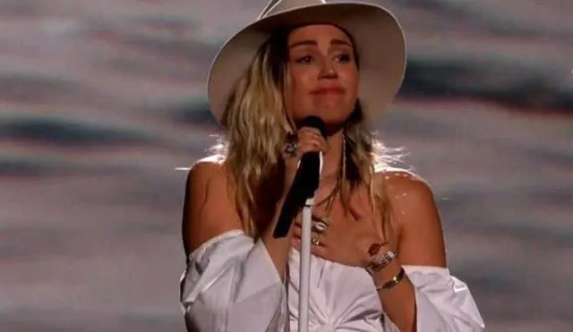 Billboard 2017: Miley Cyrus brinda emotiva presentación de su nuevo tema ‘Malibu’ 